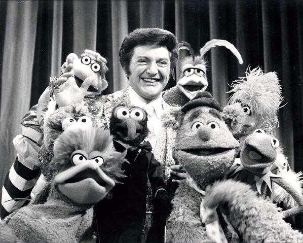 File:Liberace06.jpg