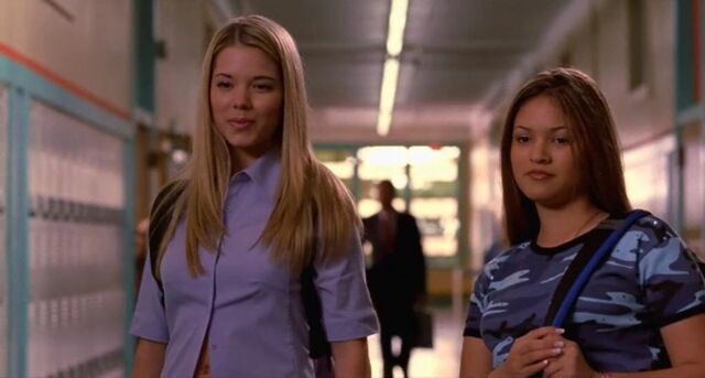 File:Looking Hot .jpg