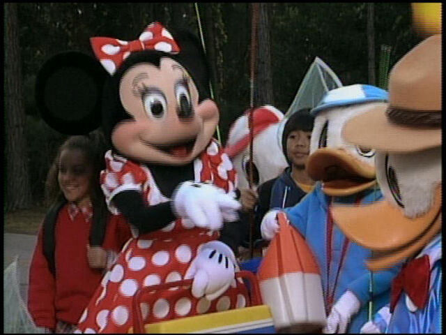 File:MinnieMouseinCampoutatWaltDisneyWorld.jpg