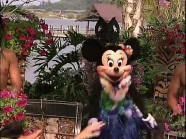 File:MinnieatDisney'sPolynesianResort.jpg