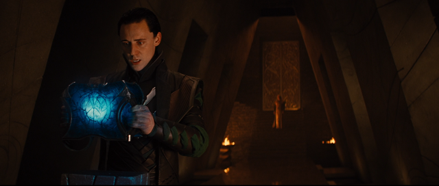 File:LokiTakingtheCasket-Thor.png