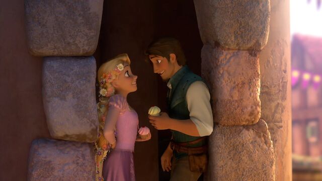 File:Tangled cupcakes.jpg