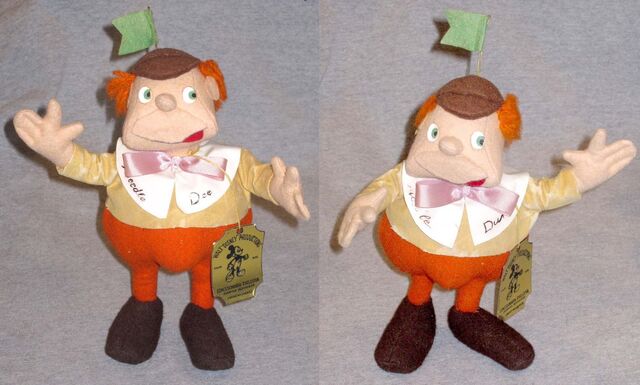 File:Tweedles marina schneider blog.jpg