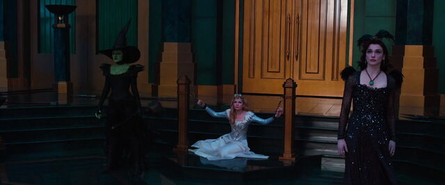 File:Oz-great-powerful-disneyscreencaps.com-12957.jpg