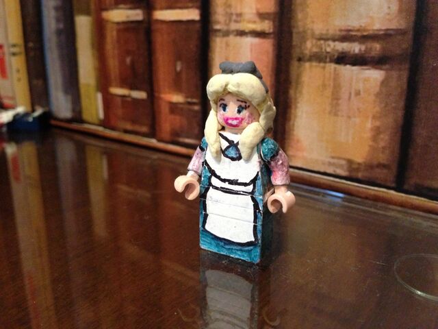 File:Lego Alice.jpeg
