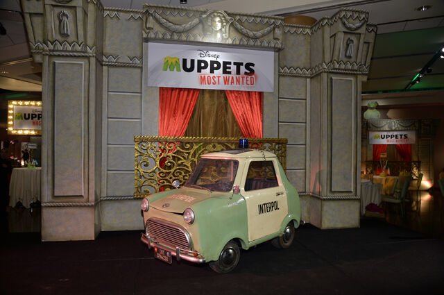 File:Muppets+Most+Wanted+Premiere (9).jpg