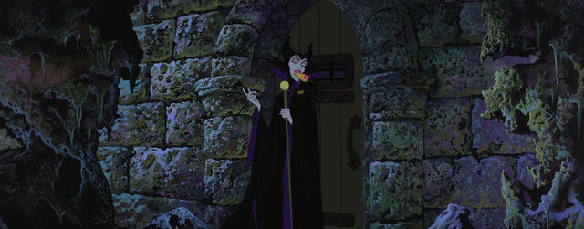 File:Sleeping-beauty-disneyscreencaps com-7467.jpg