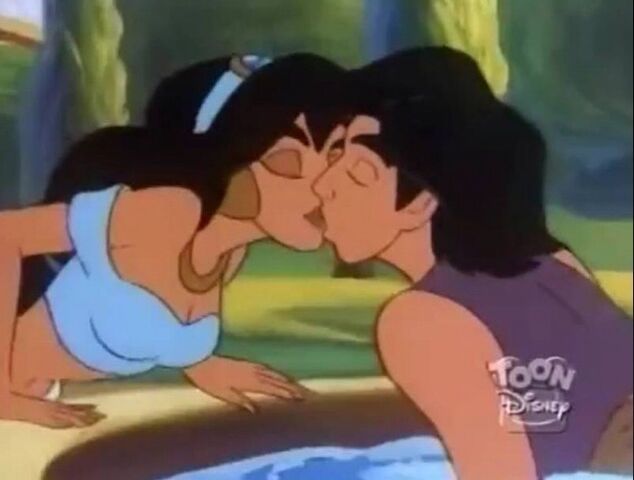 File:Aladdin & Jasmine Kiss (1).jpg