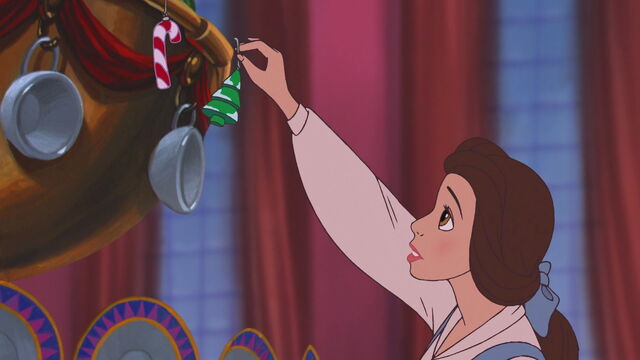 File:Beauty-beast-christmas-disneyscreencaps.com-2685.jpg