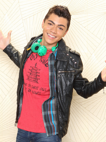 File:Deuce Martinez Season 2.png
