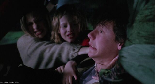 File:Hocus-disneyscreencaps.com-9559.jpg