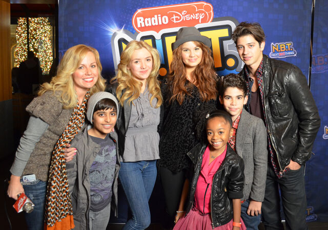File:Jessie Cast.jpg