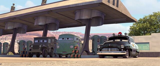 File:Cars-disneyscreencaps.com-4149.jpg