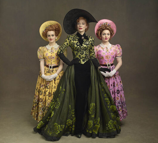 File:Vogue-Stepmother-Cate-Blanchett.jpg