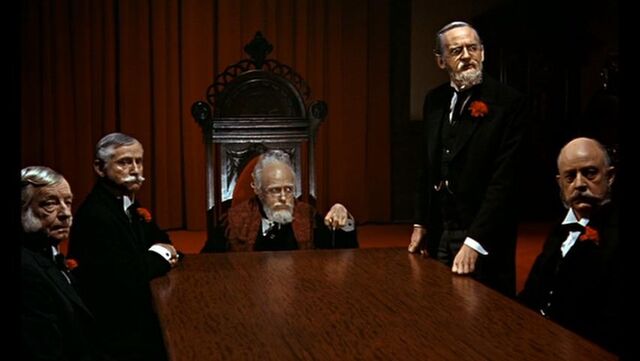 File:Bank people.jpg