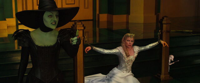 File:Oz-great-powerful-disneyscreencaps.com-13312.jpg