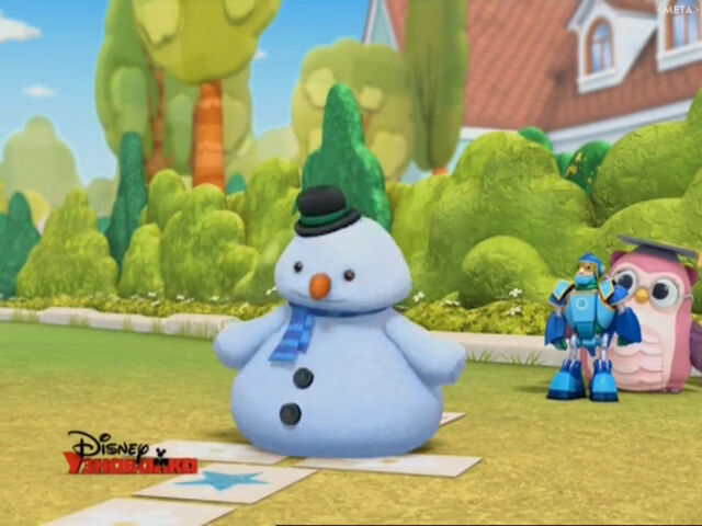 File:Chilly doing hopscotch.jpg