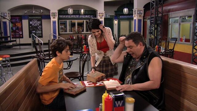 File:Wizards of Waverly Place - 3x17 - Dude Looks Like Shakira - Max and Uncle Kelbo.jpg