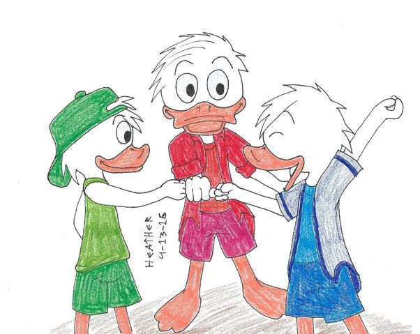 File:Huey Dewey Louie fistbump.jpg