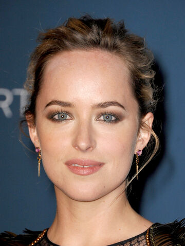 File:Dakota Johnson.jpg
