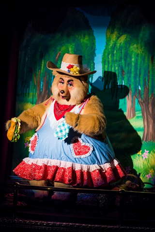 File:Trixie Vacation Hoedown Tokyo.png