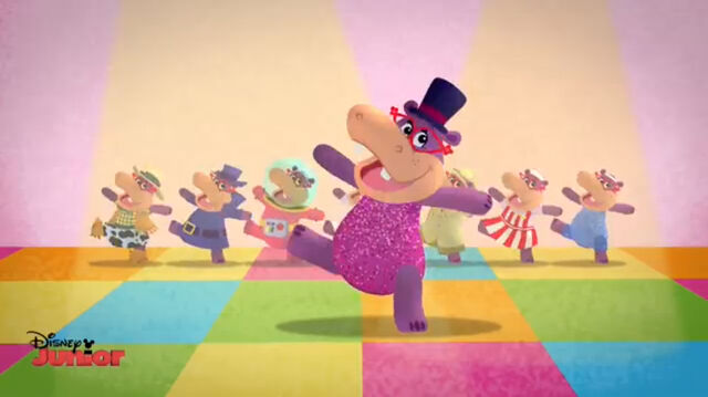 File:Animated hallie at disco2.jpg
