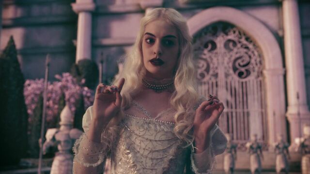 File:Alice-in-wonderland-disneyscreencaps.com-8794.jpg