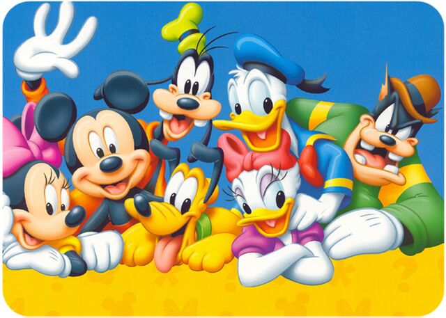 File:Mickey-and-friends-4.jpg