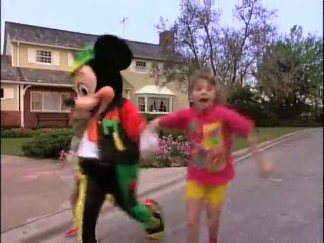 File:MickeyandTiffanyBurtoninBeachPartyatWaltDisneyWorld.jpg