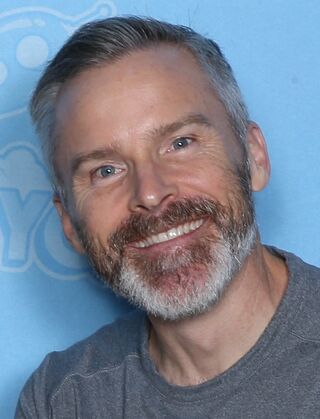 File:Roger Craig Smith.jpg