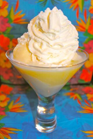File:Dole Whip Glass.jpg