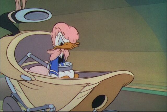 File:Donald-Duck-Modern-Inventions-donald-duck-9563158-720-480.jpg