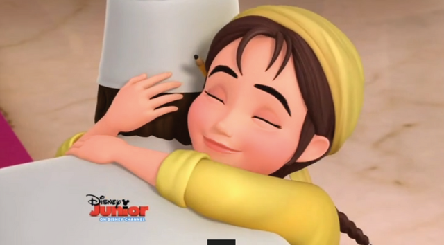 File:Gizmo-Gwen-45.png
