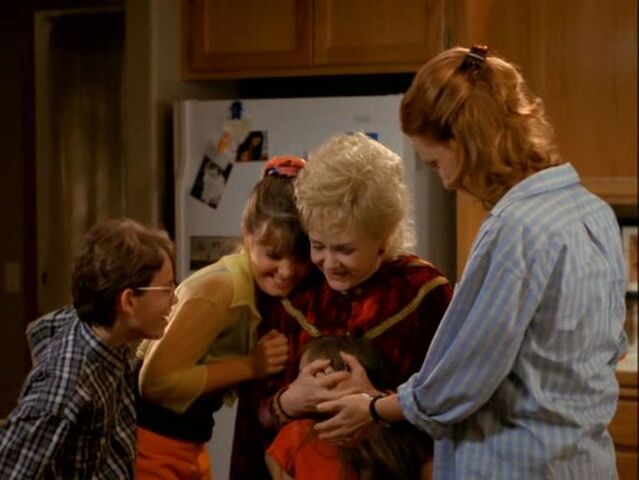 File:Halloweentown-disneyscreencaps.com-688.jpg