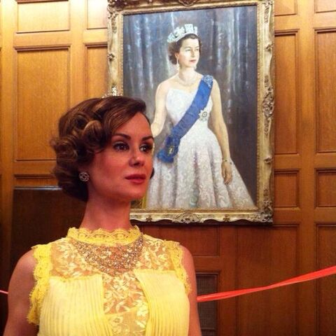 File:Queen Belle.jpg
