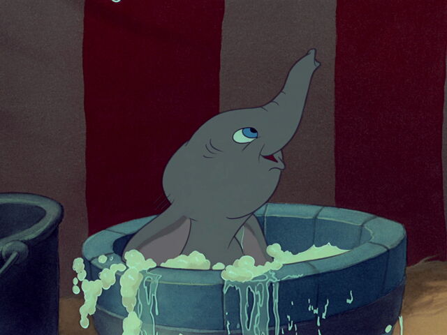 File:Dumbo-disneyscreencaps.com-1868.jpg