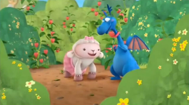 File:Lambie and stuffy3.jpg