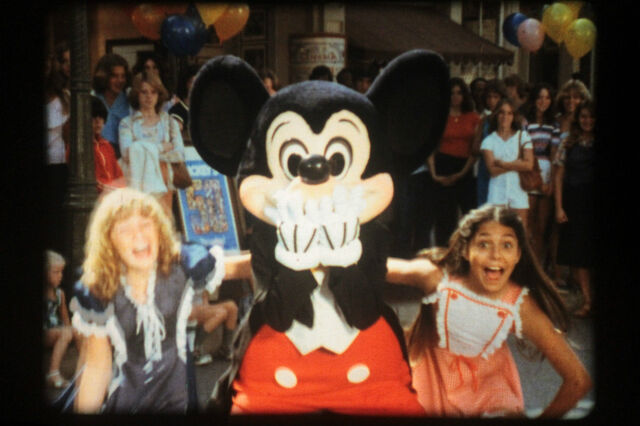 File:MickeyTrailer2.jpg