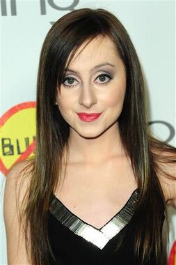 Allisyn ashley arm