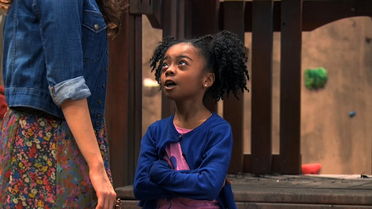 Image Zuri.jpg Jessie Wiki FANDOM powered by Wikia