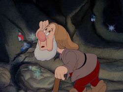 Snow-white-disneyscreencaps.com-2355.jpg