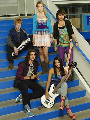 Lemonade-mouth2