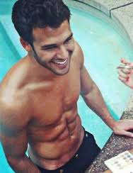 File:RyanGuzman.jpg
