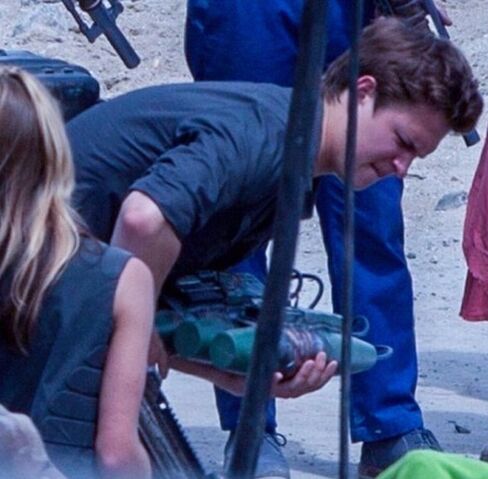 File:Angel-elgort.jpg