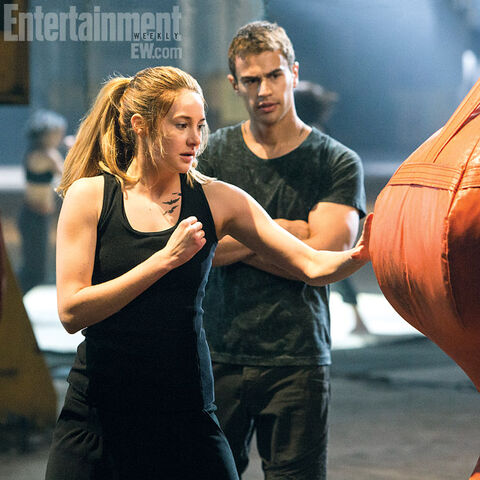 File:Divergentfirstlook02.jpg