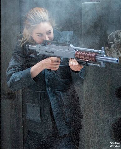 File:Ew17-shailene.jpg