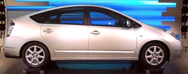 File:Toyota Prius side.jpg