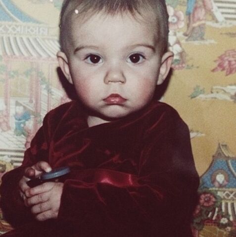 File:Baby G Hannelius.jpg