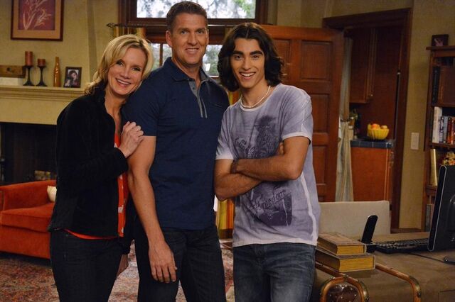 File:Ellenbennettandtyler.jpg