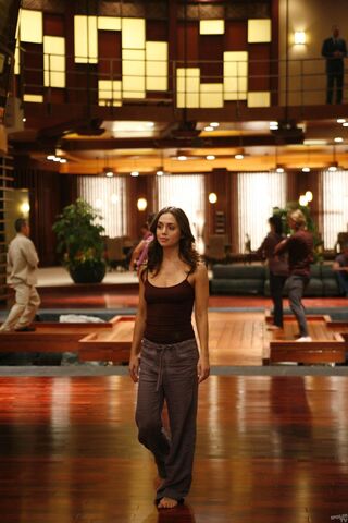 File:1108-spoilertv-03.jpg